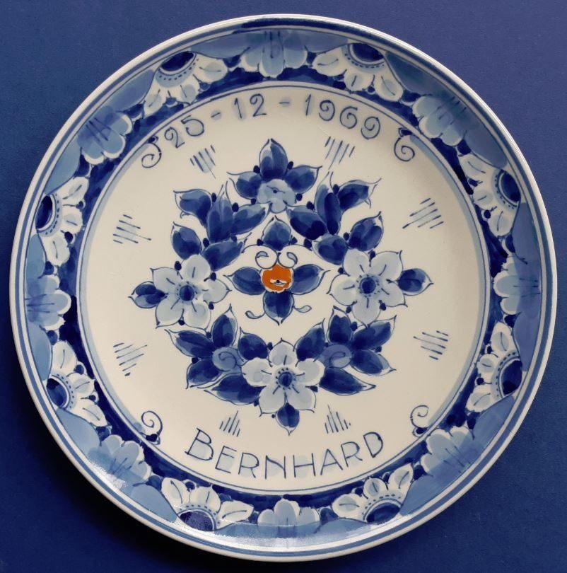 Porceleyne Fles 1969 Geb Pr Bernhard jr Koningshuis 18cm (3), Ophalen of Verzenden