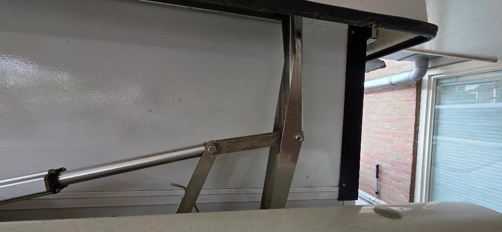 Gezocht, onderdelen elektrisch hefdak Trigano Silver 2018, Ophalen of Verzenden, Zo goed als nieuw