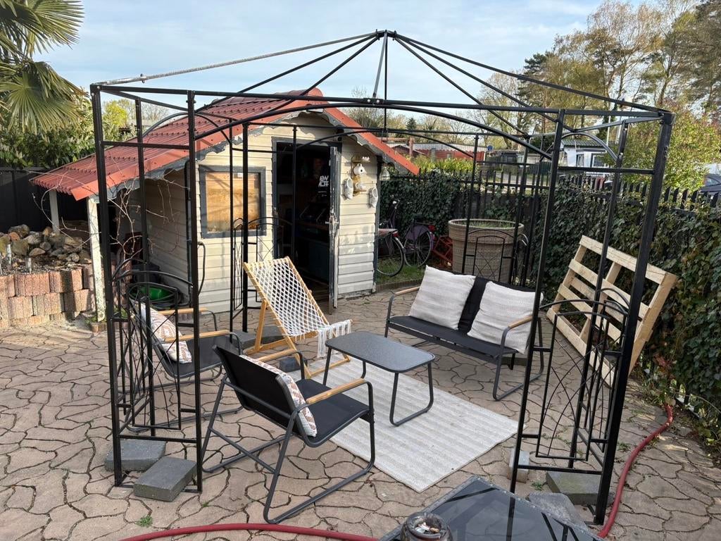 Tuintent/prieeltje, Ophalen, Zo goed als nieuw, Minder dan 5 meter