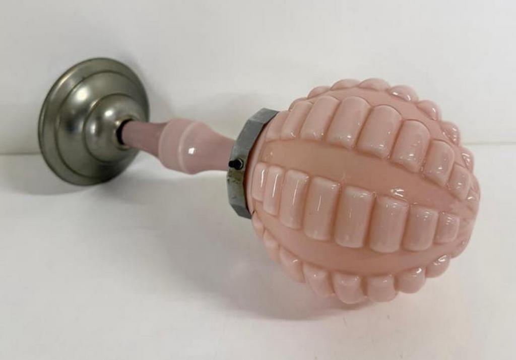 Vintage antieke plafondlamp roze glas met nikkel armatuur, Ophalen of Verzenden, Zo goed als nieuw, Glas, Minder dan 50 cm