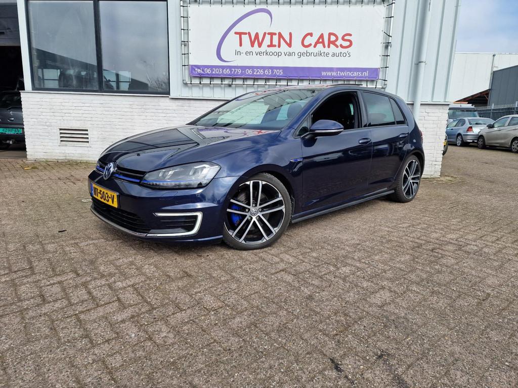 Volkswagen Golf 1.4 TSI GTE Pano Keyless Xenon Leder, Gebruikt, Euro 6, 4 cilinders, 150 pk