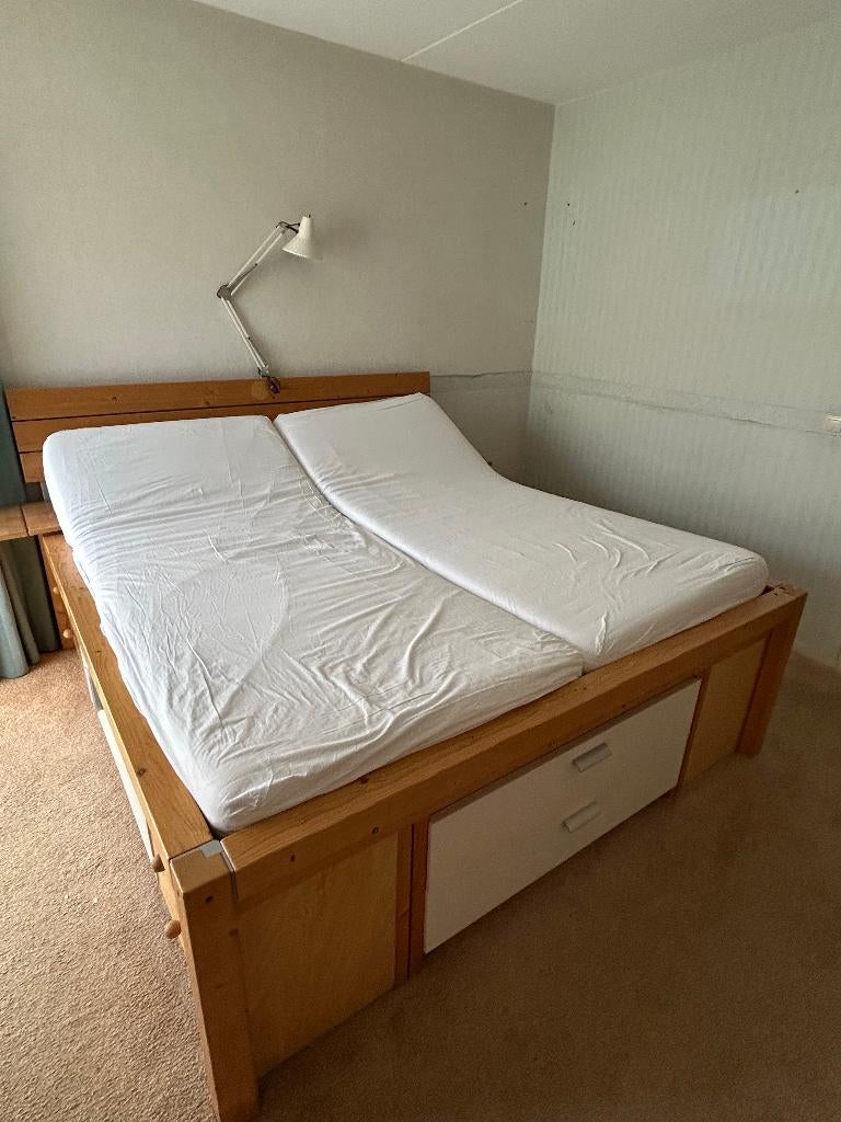 2 persoons houten bedombouw (Lundia), hoge uitvoering, Ophalen, Tweepersoons, 180 cm, 200 cm