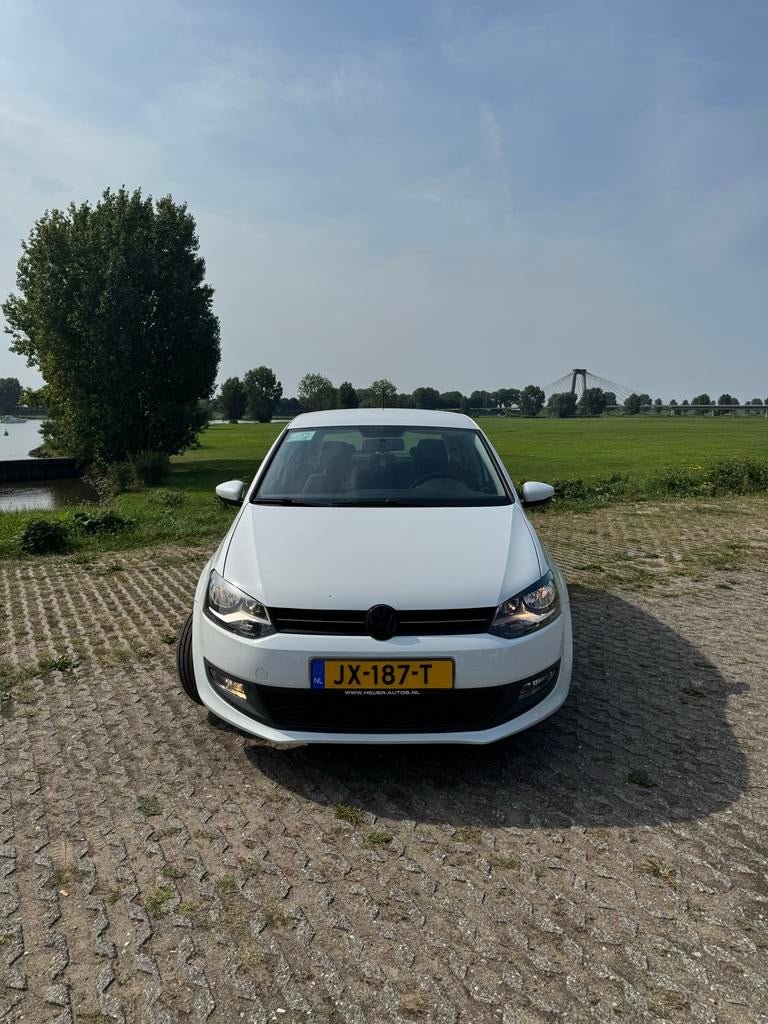Volkswagen Polo 1.0 TSI, carplay, MOTOR VERVANGEN., Auto's, Voorwielaandrijving, Stof, 40 €/maand, 95 pk