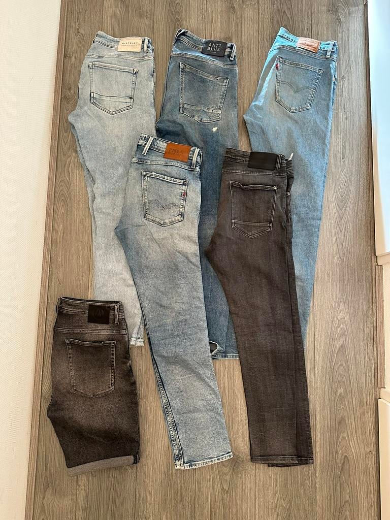 Partij spijkerbroeken oa Levi’s501, Levi’s 512, zara, replay, Ophalen of Verzenden, Zo goed als nieuw, Blauw, W33 - W34 (confectie 48/50)