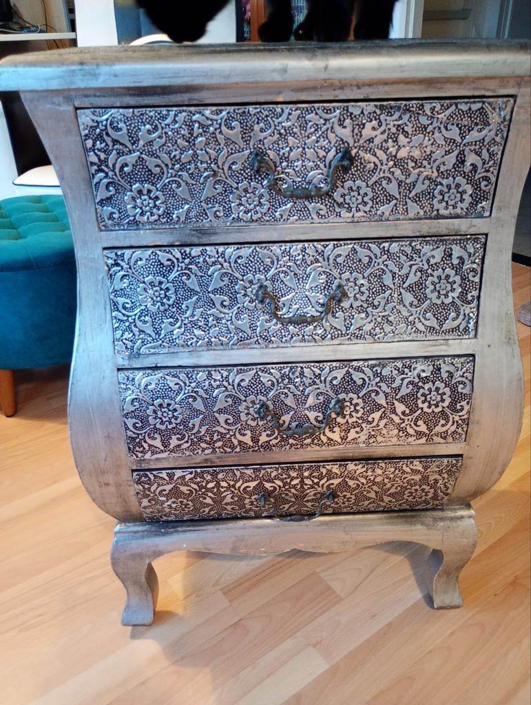 Leuk buikkastje van Xenos, Ophalen, Overige materialen, Minder dan 50 cm, Gebruikt