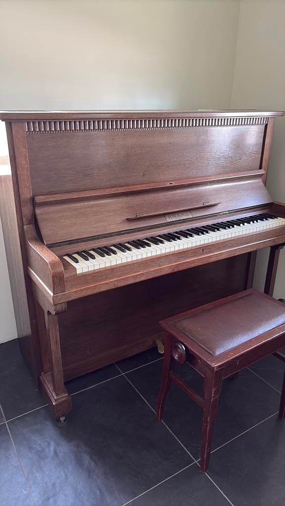 Piano Knake, Muziek en Instrumenten, Piano's, Gebruikt, Piano, Bruin, Ophalen