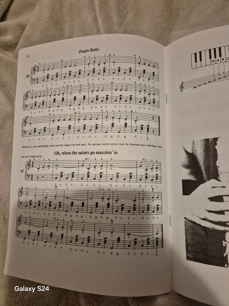 Knop en Toets deel 1+2 door Henny Vels (Amper gebruikt), Muziek en Instrumenten, Bladmuziek, Keyboard, Overige genres, Les of Cursus