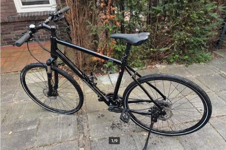 Merida Crossway 500-2021 Glossy Black/matt silver €250, Fietsen en Brommers, 28 inch, Gebruikt, Vering, Meer dan 20 versnellingen