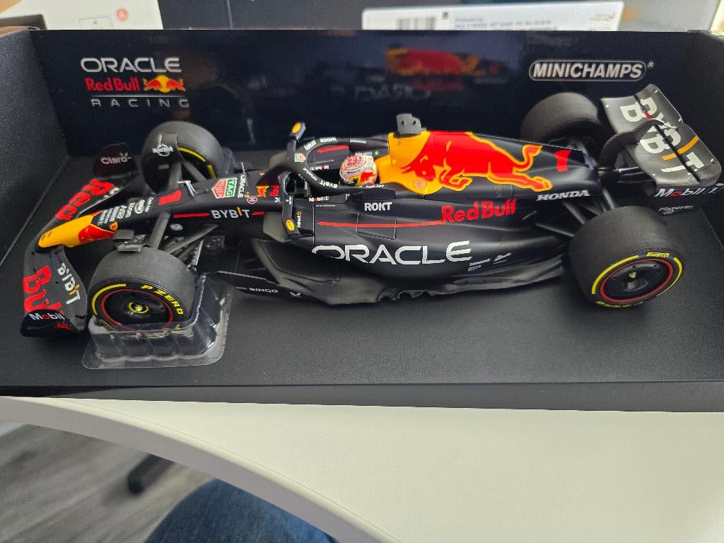 Oracle Red bull racing RB19 M Verstappen winnaar gp japan 23, Ophalen of Verzenden, Nieuw, Auto, MiniChamps