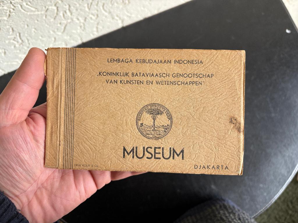 Koninklijk Bataviaasch Genootschap van Kunsten, Verzamelen, Ansichtkaarten | Buitenland, Ophalen of Verzenden, 1920 tot 1940, Ongelopen