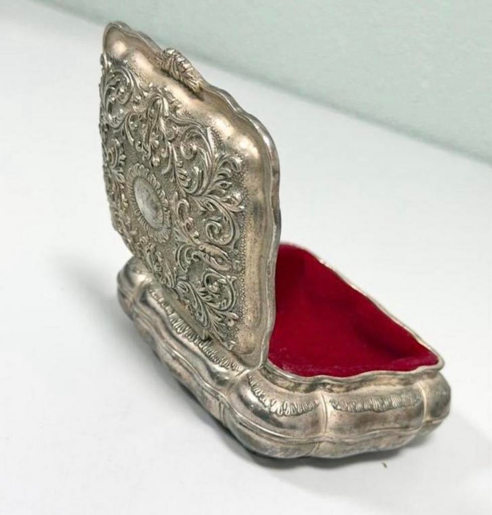 Silver Plated Vintage Jewelry Box Red velvet sieradendoos, Ophalen of Verzenden