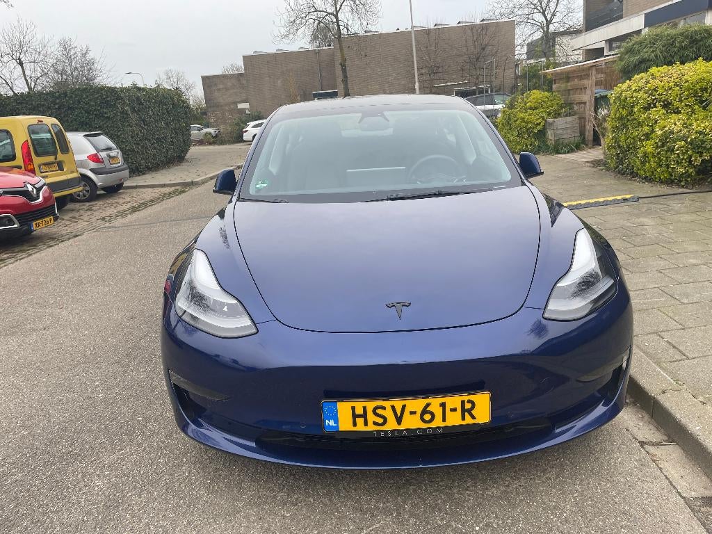 Tesla Model 3 Performance 2021–94% SOH –52000km –Topstaat!, Auto's, Tesla, Automaat, Zwart, Blauw, Elektrisch