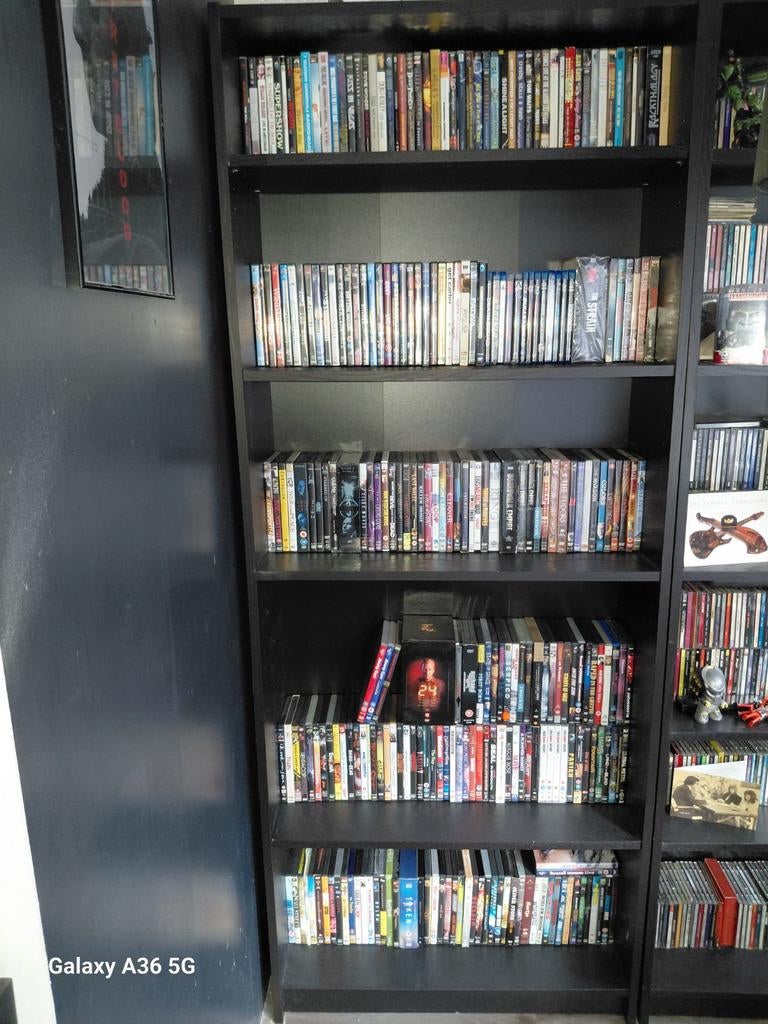 Dvd's kast vol, Alle leeftijden, Ophalen, Zo goed als nieuw