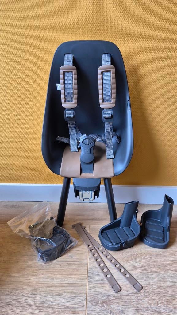 Urban Iki fietszitje (voor) met windscherm (NIEUW!), Fietsen en Brommers, Fietsaccessoires | Fietsstoeltjes, Ophalen, Voetsteuntjes