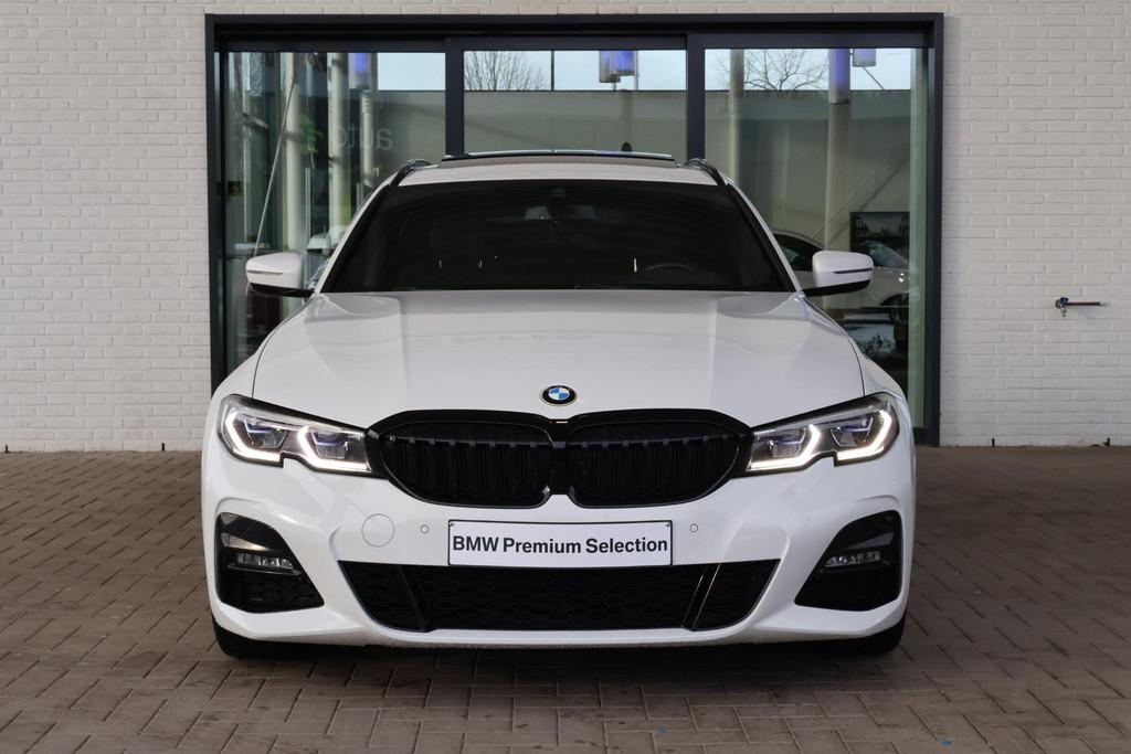 BMW 3-serie Touring 330i High Executive Edition | Lentevoord, Auto's, Automaat, 1998 cc, Achterwielaandrijving, Gebruikt