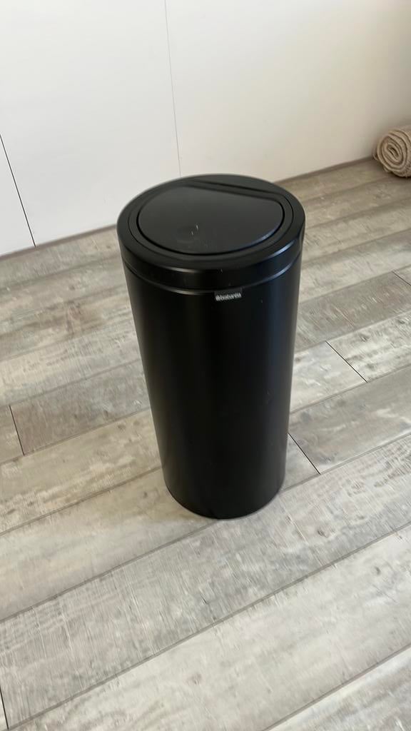 Brabantia prullenbak, Huis en Inrichting, Woonaccessoires | Prullenbakken, Ophalen, 50 tot 75 cm, 40 liter of meer, Zo goed als nieuw