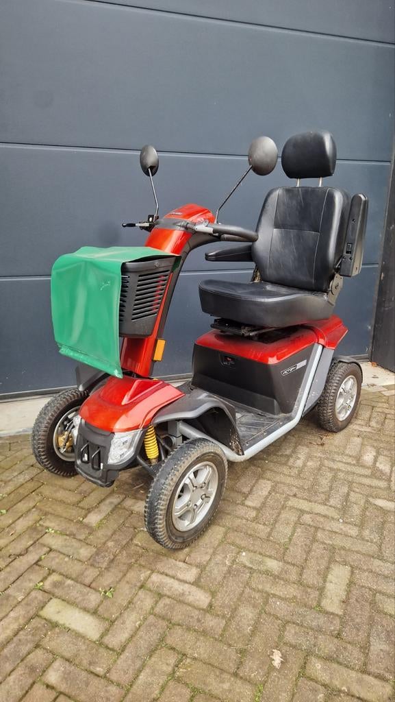 Scootmobiel, Ophalen, 10 km/u of minder