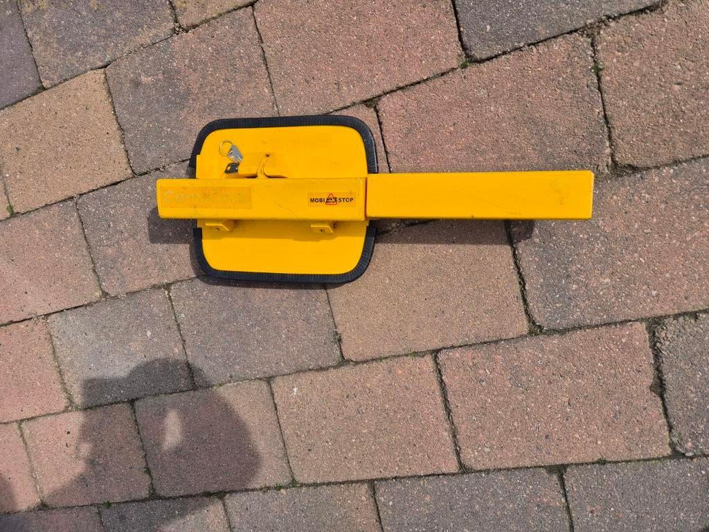 Mobi Stop caravan wielklem met 2 sleuteltjes, Ophalen