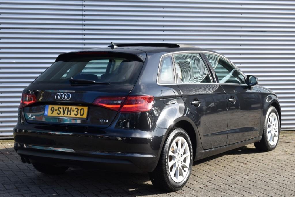 Audi A3 1.4 TFSI AUT. ATTRACTION PRO LINE PLUS / P.DAK / ECC, Auto's, Zwart, Origineel Nederlands, 650 kg, 57 €/maand