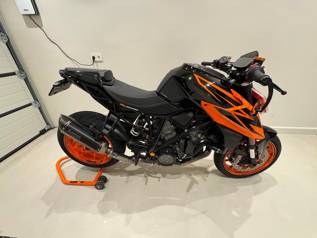 KTM 1290 Super Duke R - 18956 km - Topconditie, Motoren, Motoren | KTM, Particulier, Naked bike, meer dan 35 kW, 2 cilinders, Motorrijbewijs A