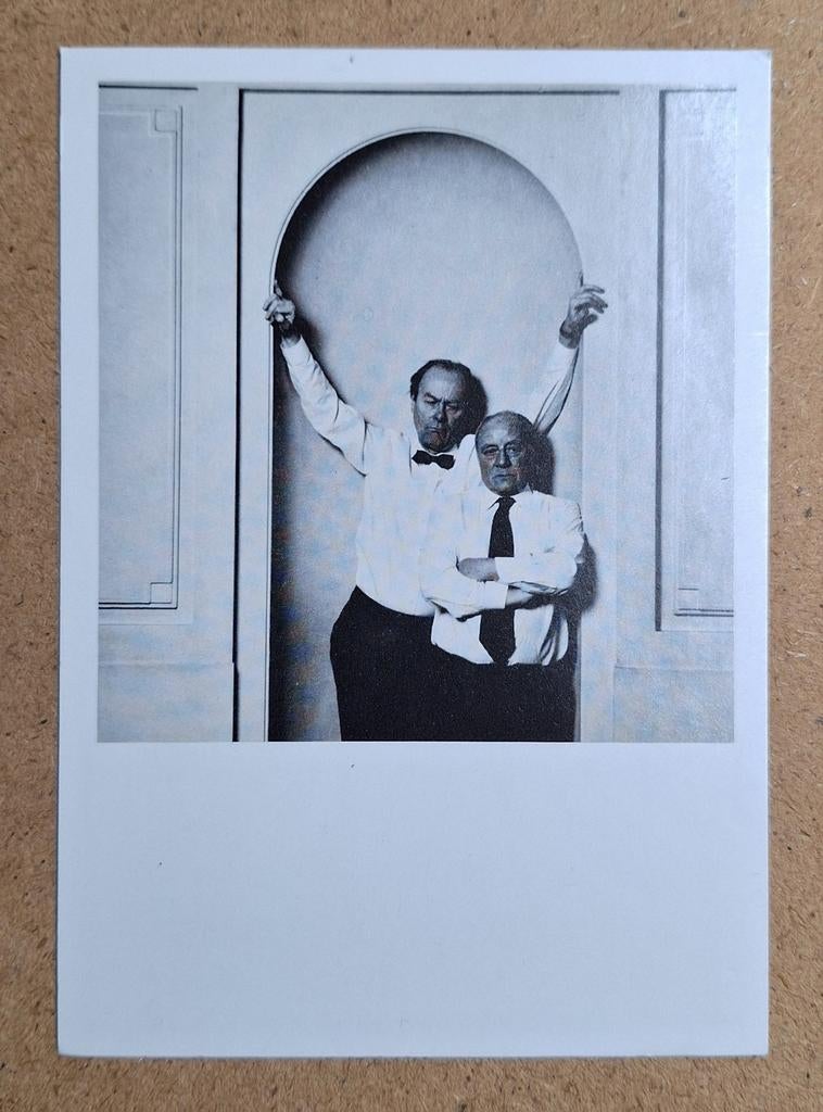 Ton Lutz en John Kraaykamp sr, 1985. Foto Paul Blanca., Ophalen of Verzenden, 1980 tot heden, Ongelopen, Overige thema's