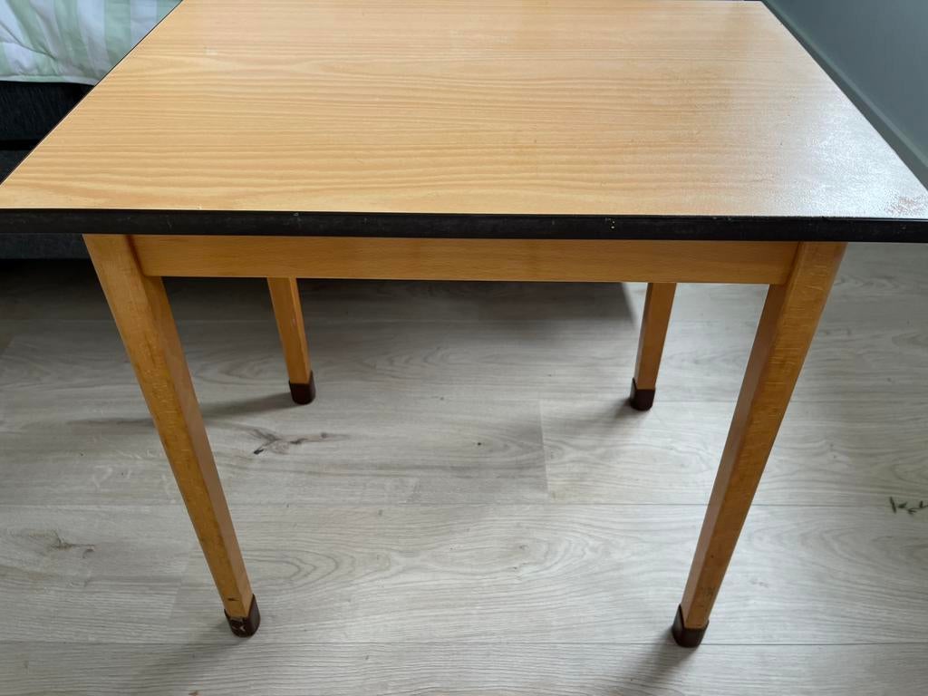 Retro kinderbureau, Ophalen, Gebruikt, Stoel(en)