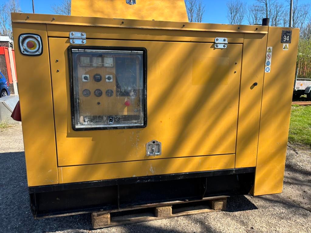 30 KVA aggregaat 230/400V Perkins diesel generator Olympian, Doe-het-zelf en Verbouw, Aggregaten, Ophalen, Gebruikt, Dieselolie