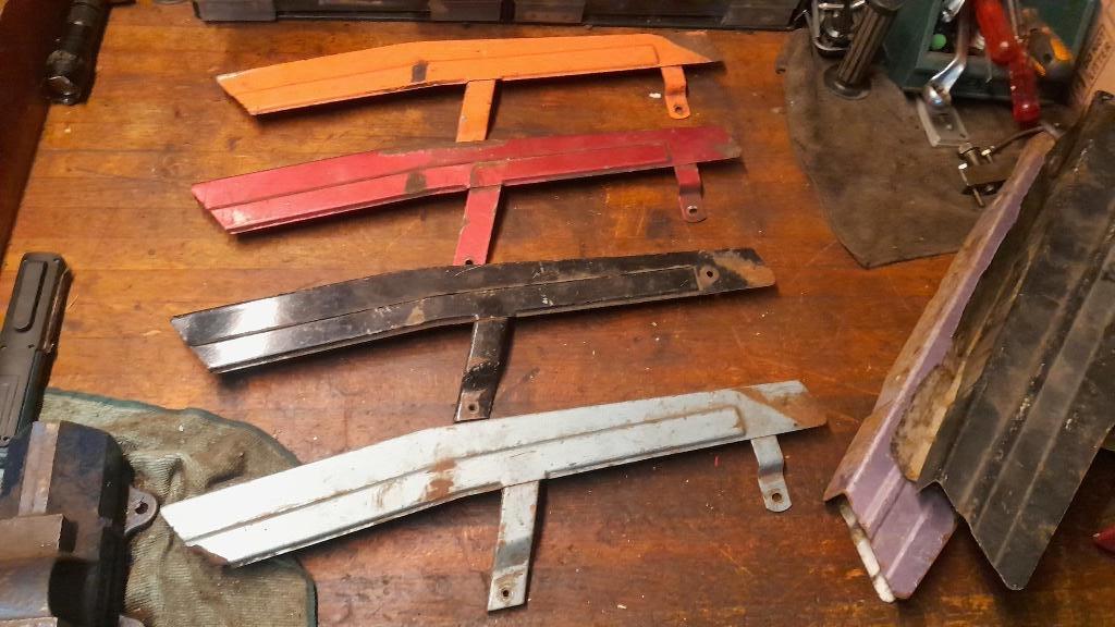 4 metalen Tomos A3 kettingkasten, Ophalen, Gebruikt, Overige merken