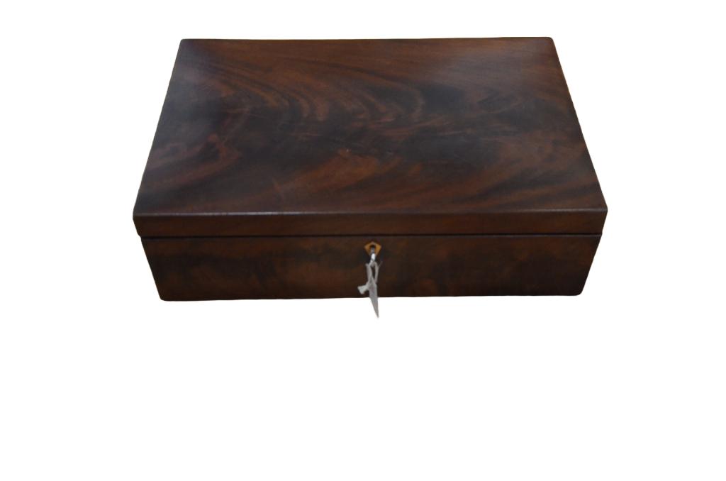 Antieke Mahonie naaidoos, Antiek en Kunst, Ophalen of Verzenden