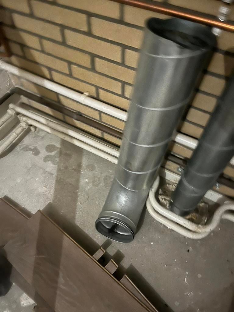 Diverse spiro buizen zsm ophalen, Ophalen, Bochten, Pvc, Zo goed als nieuw