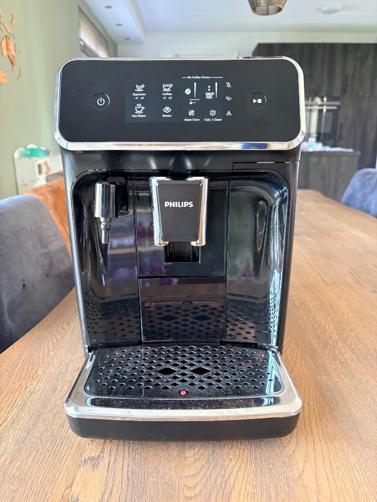 Philips 2200 series espresso machine, Witgoed en Apparatuur, Koffiezetapparaten, Ophalen, Afneembaar waterreservoir, Gebruikt