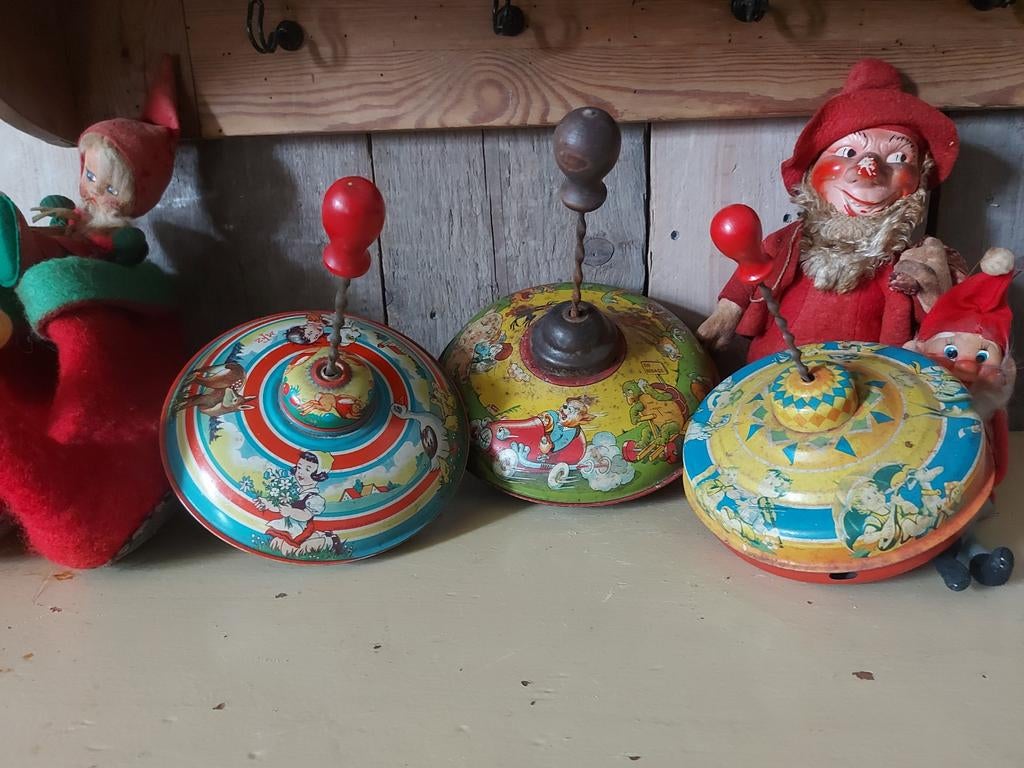 3 x oude blikken bromtol, Ophalen of Verzenden