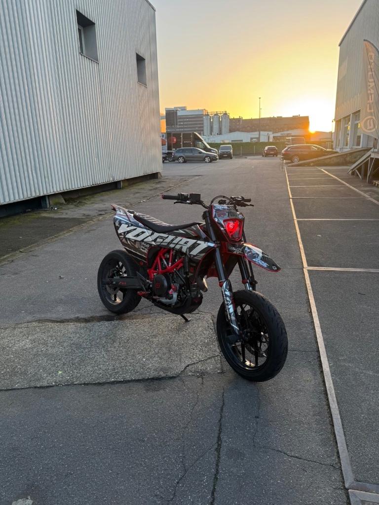 Gasgas 700 sm “A2”, Zo goed als nieuw, Ophalen, Overige merken, 6 versnellingen