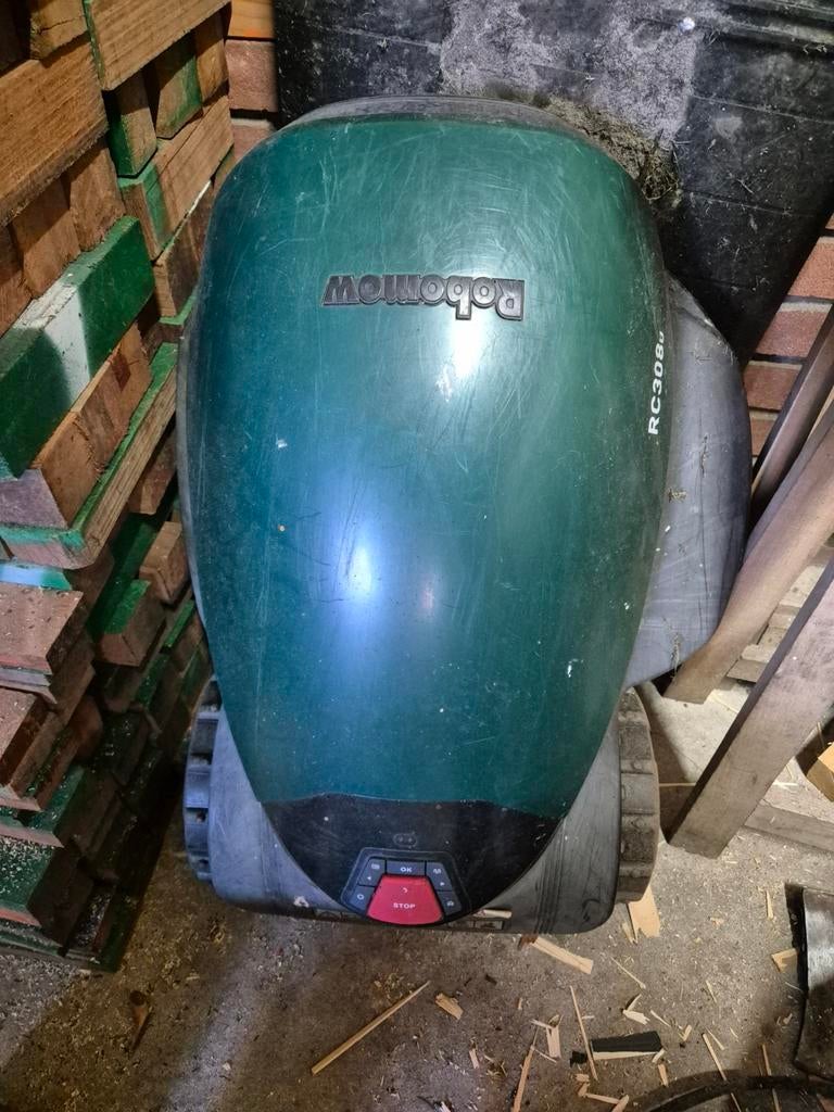 Robomow RC308u robotmaaier voor onderdelen, Ophalen, Gebruikt