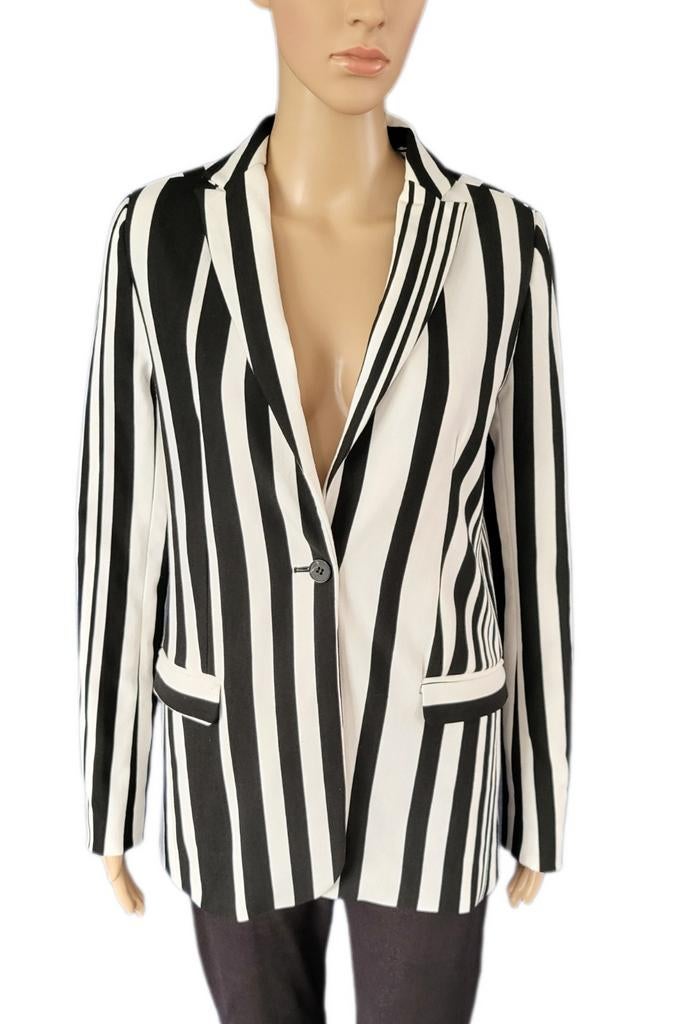 Mooie blazer van Aaiko maat M, Maat 38/40 (M), Aaiko, Overige kleuren, Ophalen of Verzenden