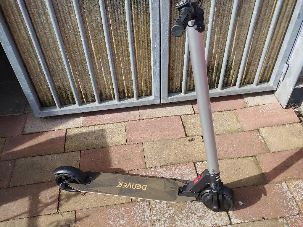 Elektrische step Denver, Ophalen, Zo goed als nieuw, Elektrische step (E-scooter), Denver