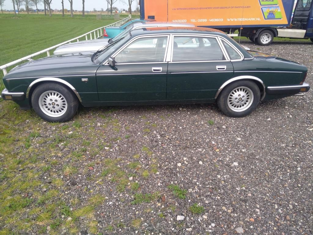 2 x jaguar xj40 1987! beide van 1e eigenaar boekjes sleutels, Auto's, Particulier, Te koop