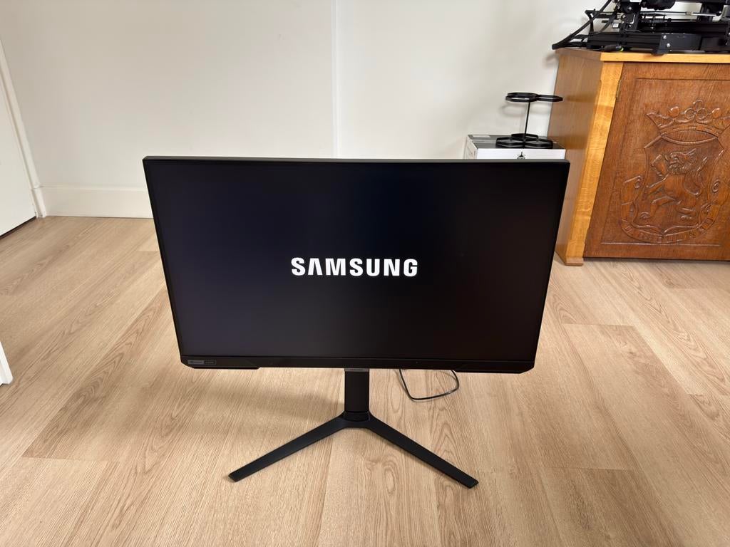 Gaming monitor — samsung oddysey G4, 27 inch 240 fps, Computers en Software, Monitoren, IPS, Full HD, Zo goed als nieuw, 1 tot 2 ms