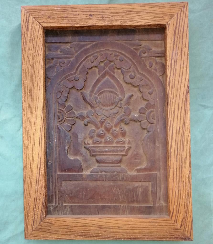 Hand gesneden altaardeurtje Tibet nr 1, Ophalen of Verzenden