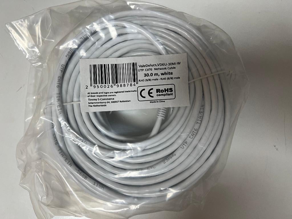 Internetkabel CAT6 30 meter wit UTP Netwerkkabel (NIEUW), Computers en Software, Pc- en Netwerkkabels, Nieuw, Ophalen of Verzenden