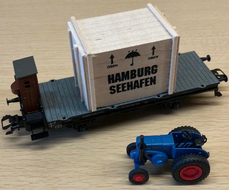 Märklin 46843 platte wagon met Lanz tractor, Wisselstroom, Ophalen of Verzenden, Märklin, Nieuw