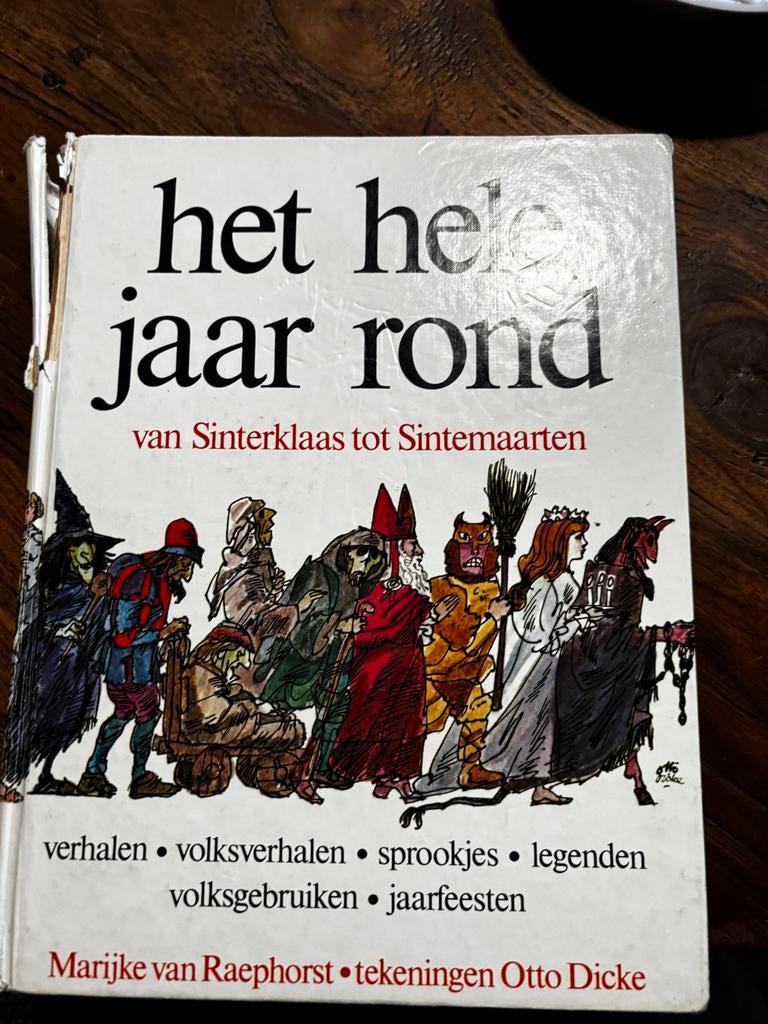 Het hele jaar rond - Marijke van Raephorst, Boeken, Ophalen of Verzenden, Gelezen