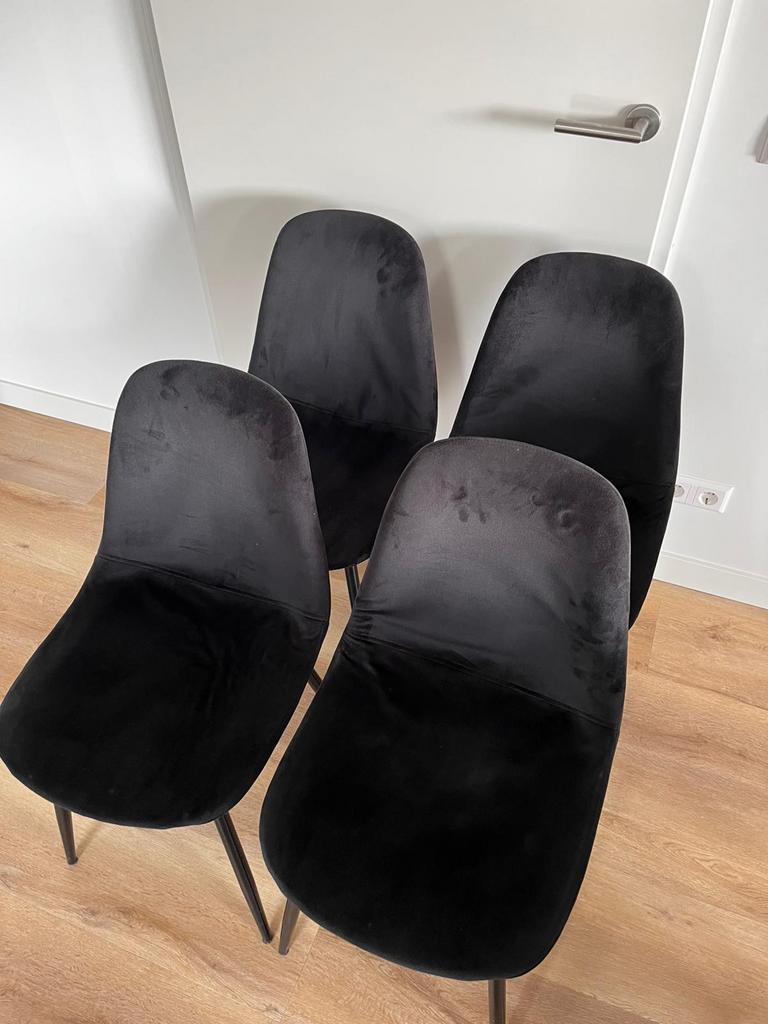 4 x Eetkamerstoelen Ivy velvet zwart Xenos, Huis en Inrichting, Ophalen, Zo goed als nieuw, Zwart