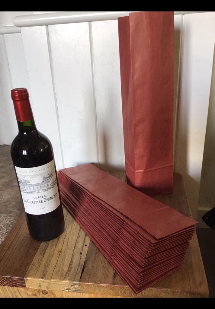 Kado verpakking fles wijn geschenkverpakking 26 stuks d.rood, Ophalen of Verzenden, Zo goed als nieuw