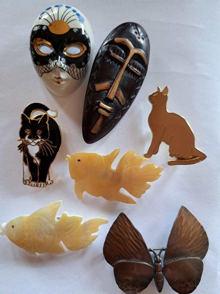 7 vintage broches., Ophalen, Overige kleuren, Overige materialen