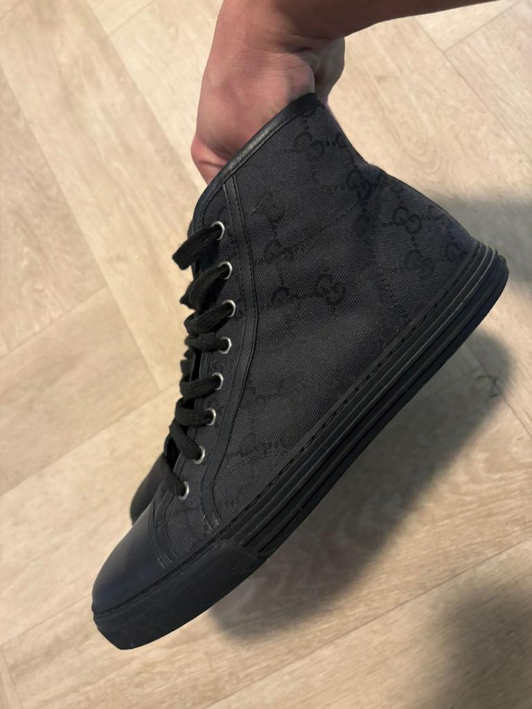 Gucci high top canvas zwart maat 41 (7), Ophalen of Verzenden, Zo goed als nieuw, Zwart, Sneakers of Gympen