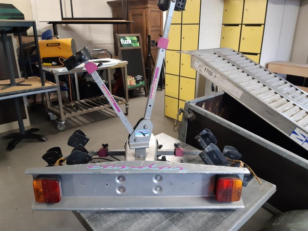 Fietsendrager Spinder, Auto diversen, Fietsendragers, Info@tommysmit.nl, Gebruikt, 2 fietsen, T.Smit Outlet Store