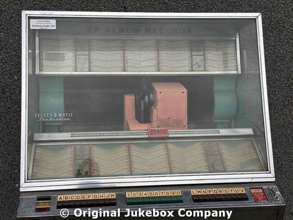 JUKEBOX: Seeburg model 201 jukebox, Ophalen, 1950 tot 1960, Zo goed als nieuw, USA
