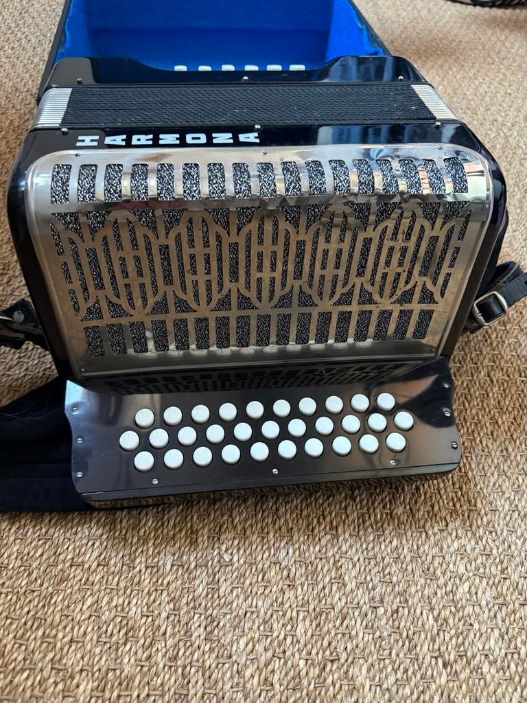 Harmona Knopaccordeon, Muziek en Instrumenten, Accordeons, Gebruikt, Knopaccordeon, 32-bas, Hohner, Met koffer, Ophalen