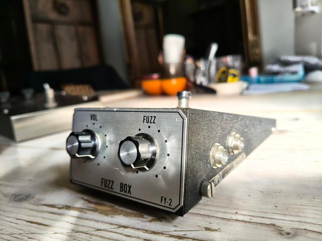 Avora Shin Ei Fuzzbox Vintage coll.item, Muziek en Instrumenten, Effecten, Ophalen of Verzenden